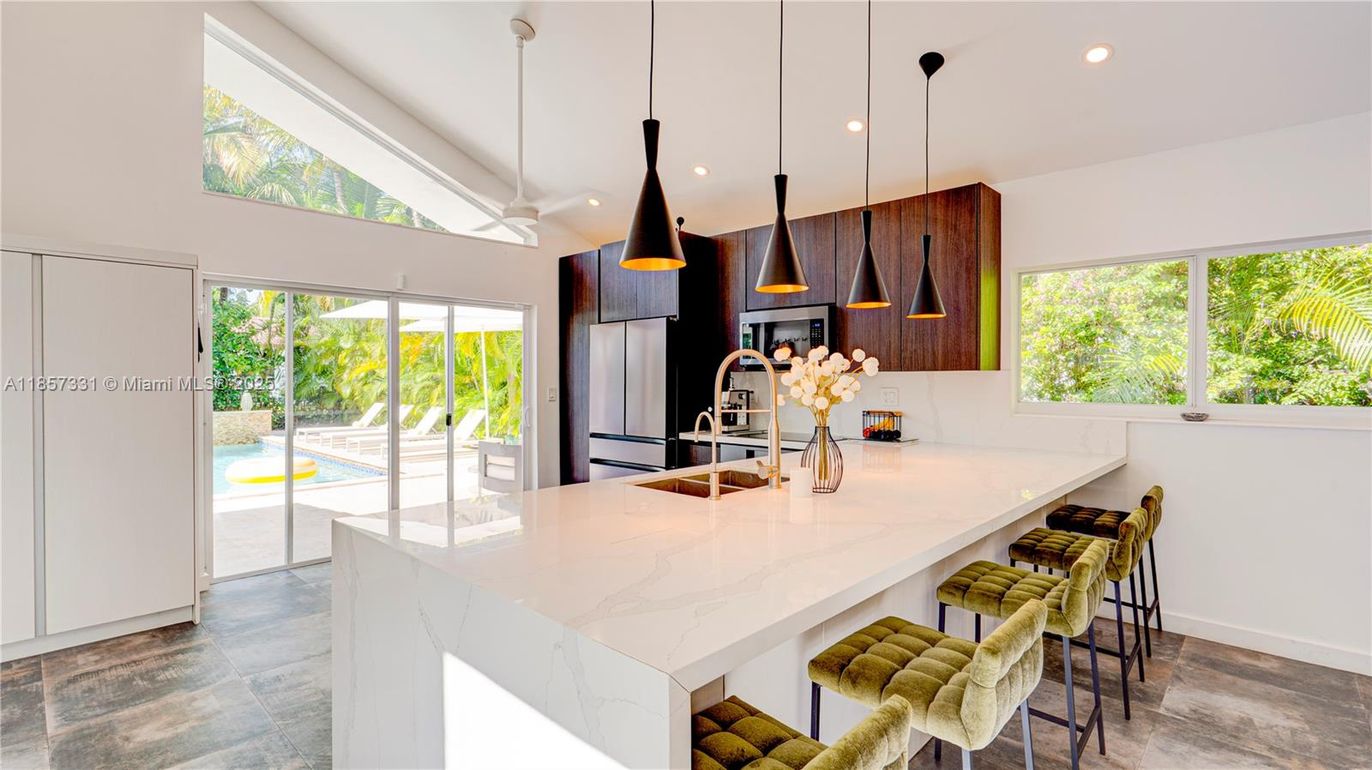 Interior, Kitchen, Pendant Lights, Recessed Lighting, Stainless Steel Appliances