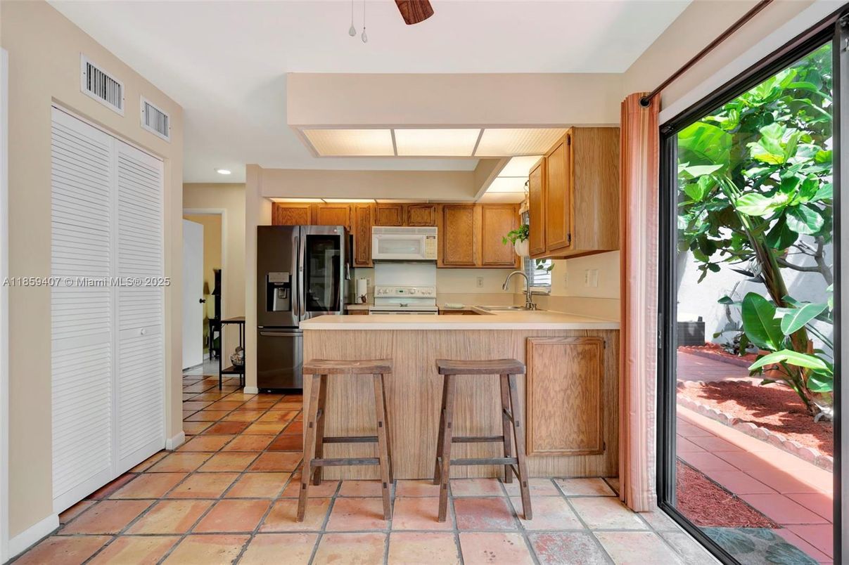 Interior, Kitchen, Recessed Lighting