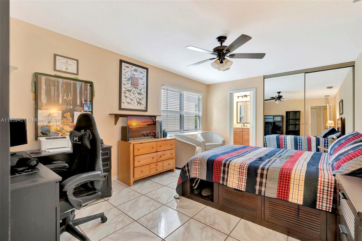 Bedroom, Home Office, Interior