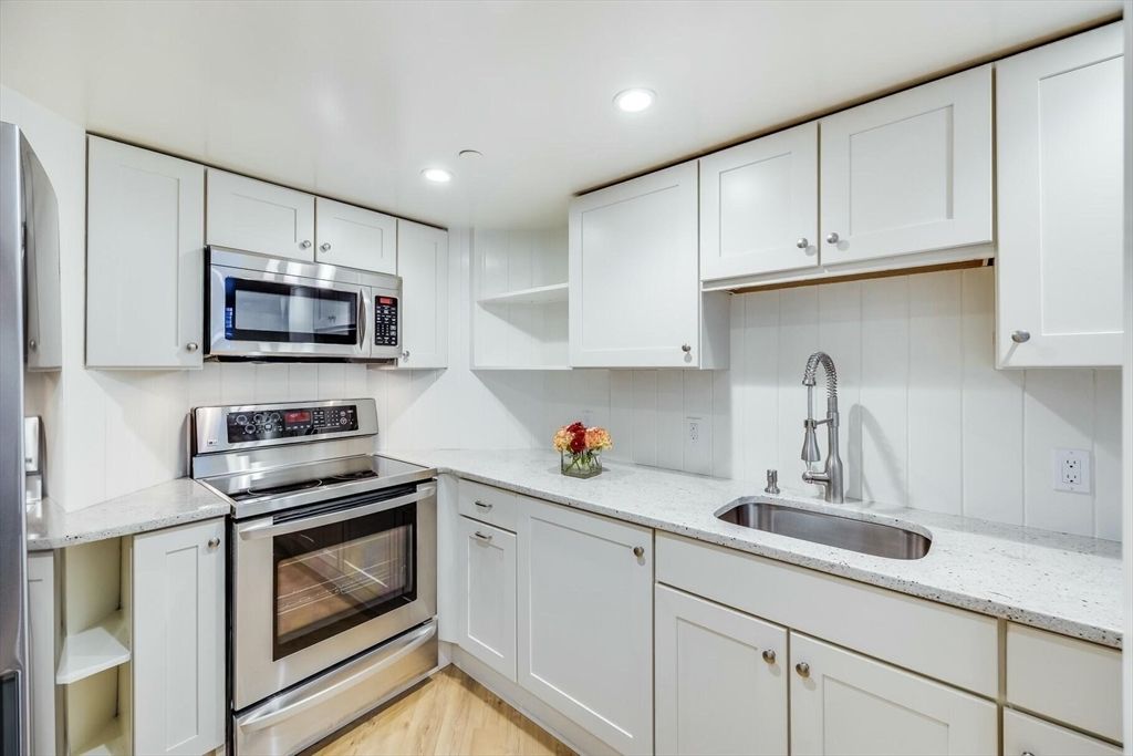 Interior, Kitchen, Recessed Lighting, Stainless Steel Appliances, Wood Texture Flooring