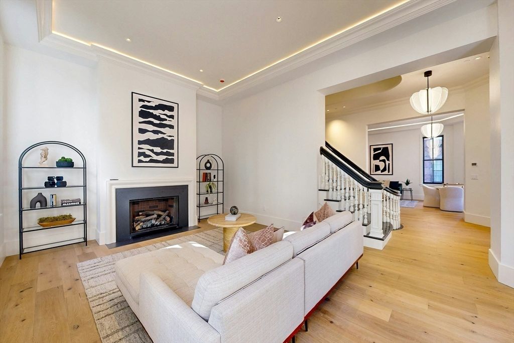 Interior, Living room, Pendant Lights, Wood Texture Flooring