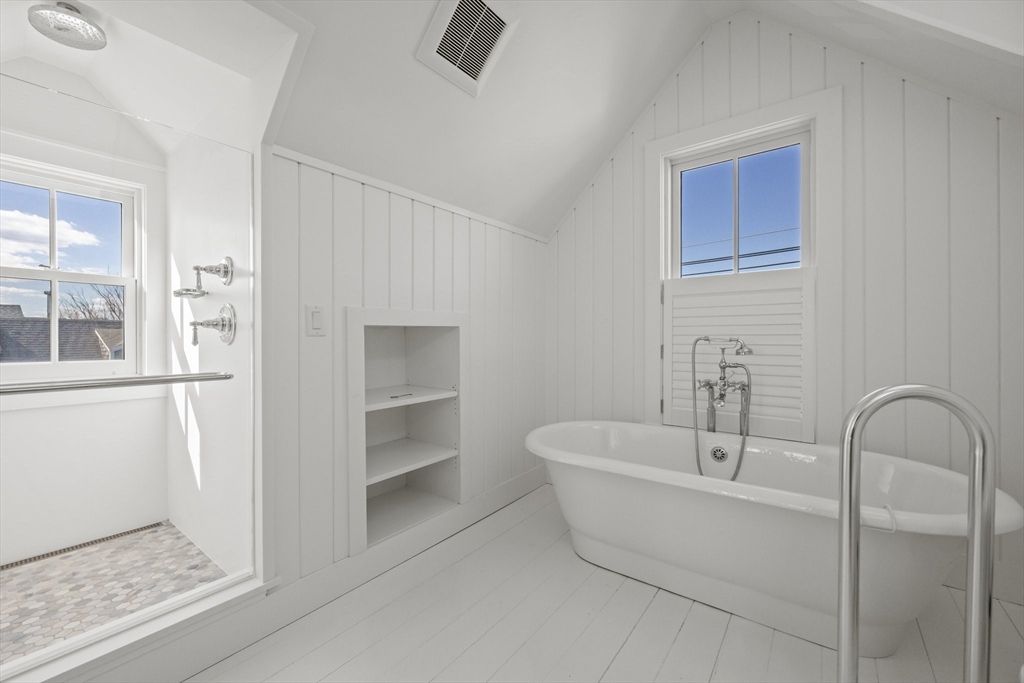 Bathroom, Free Standing Baths, Interior
