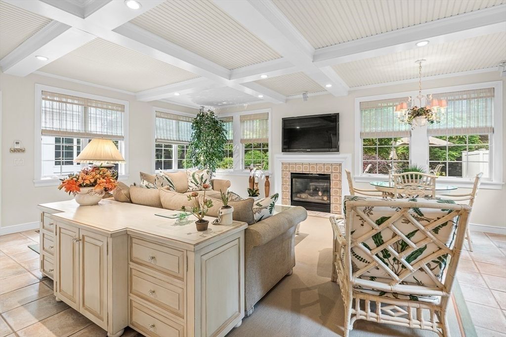 Chandelier, Dining room, Fireplace, Interior, Living room, Recessed Lighting
