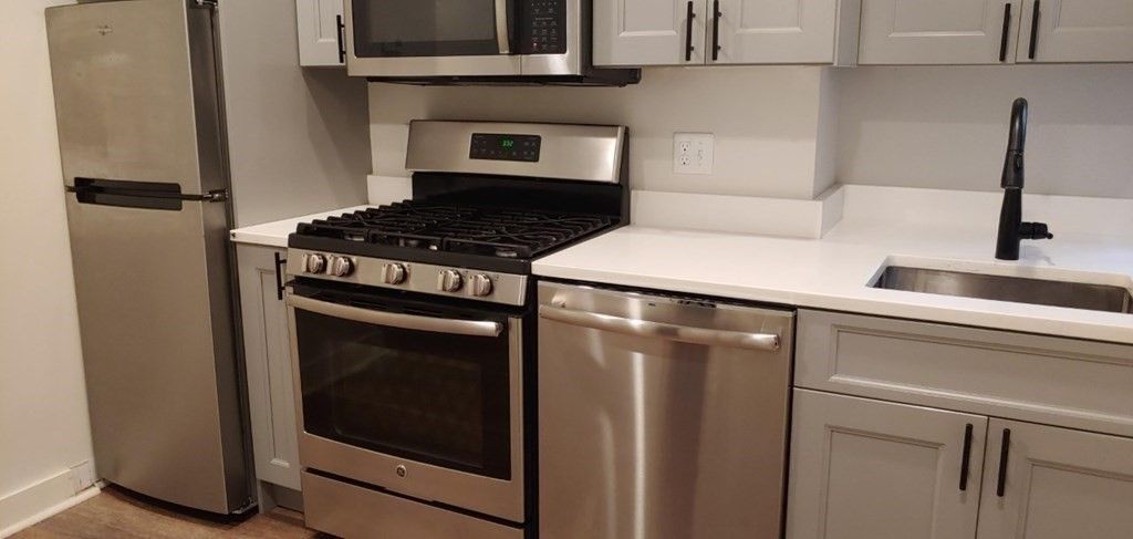 Interior, Kitchen, Stainless Steel Appliances