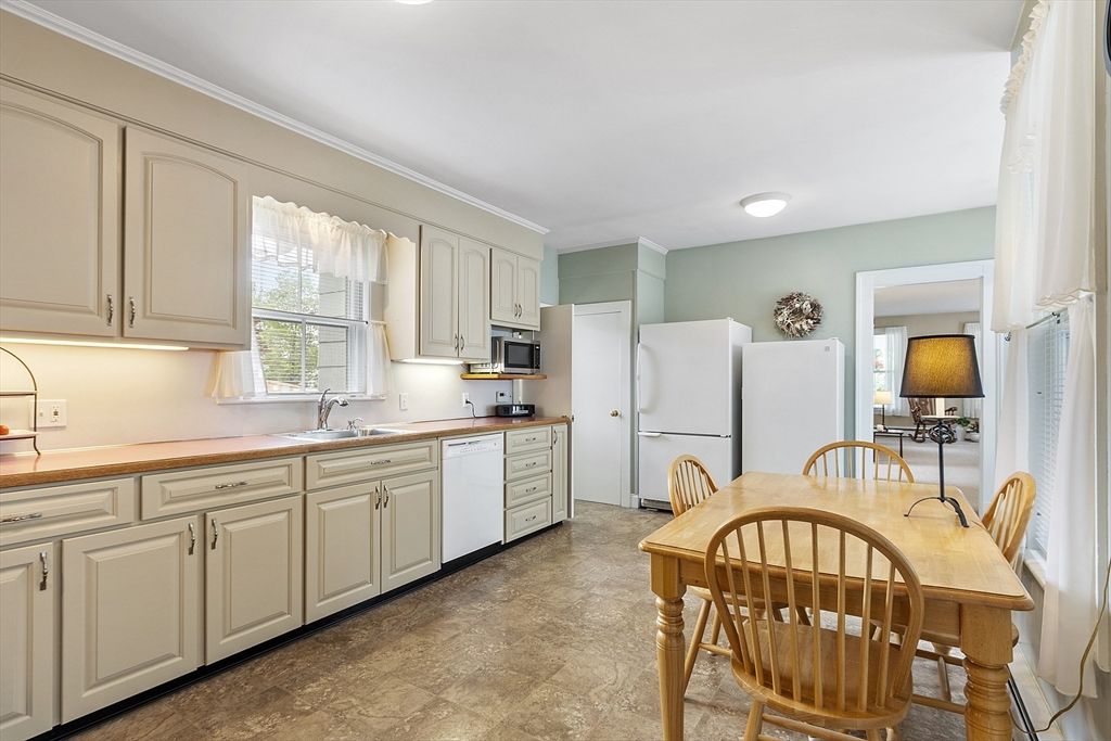 Dining room, Interior, Kitchen