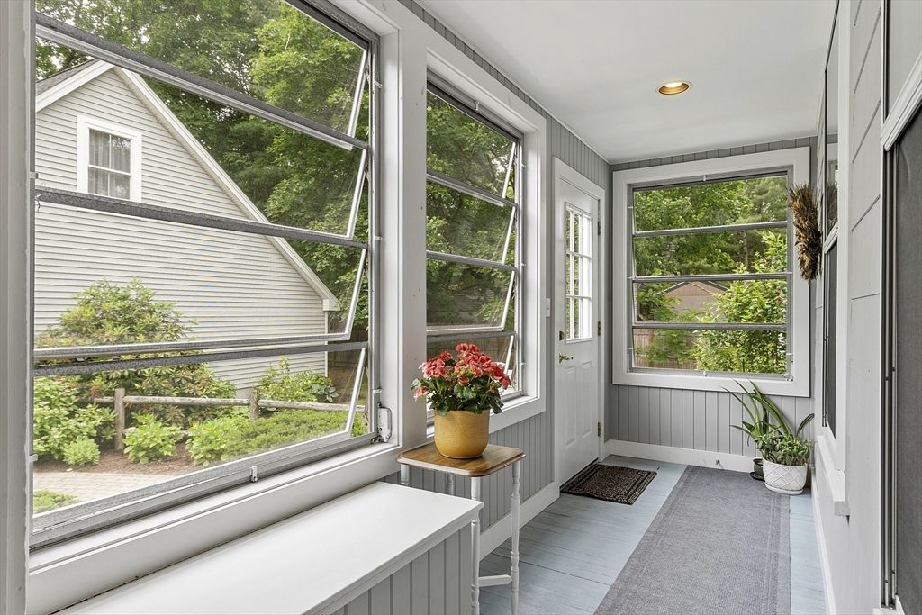 Interior, Recessed Lighting, Sun Room