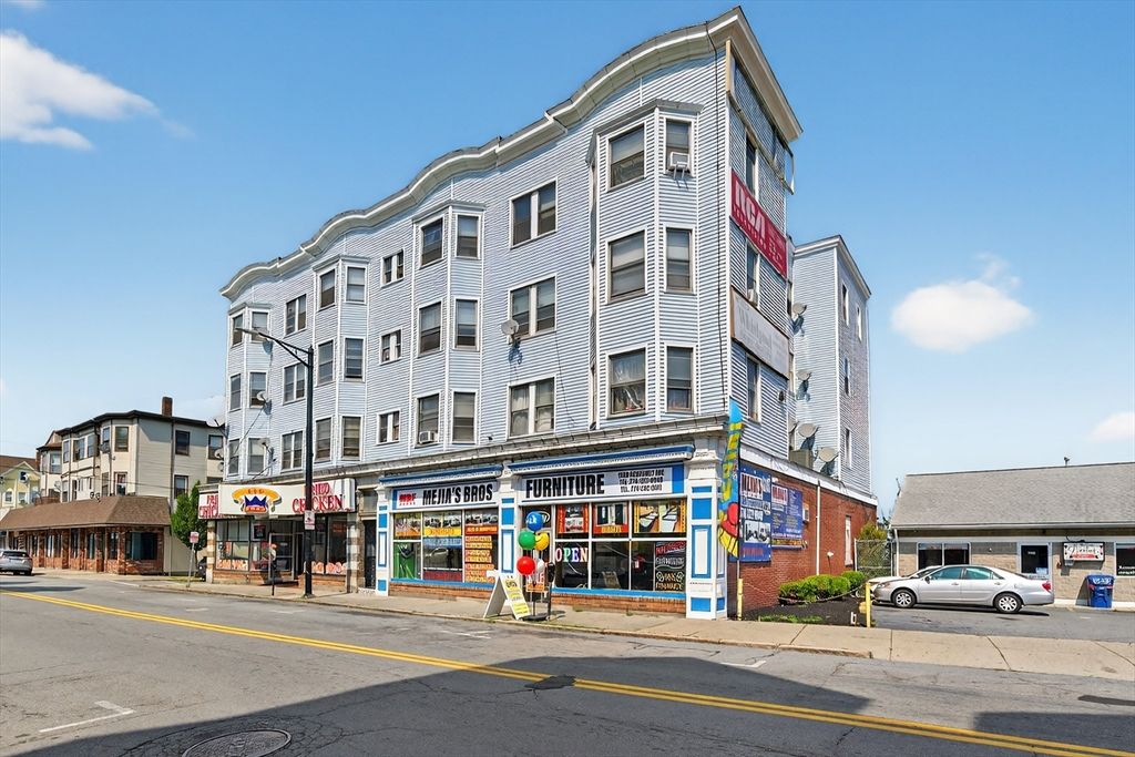 Exterior, Facade, Condo Building