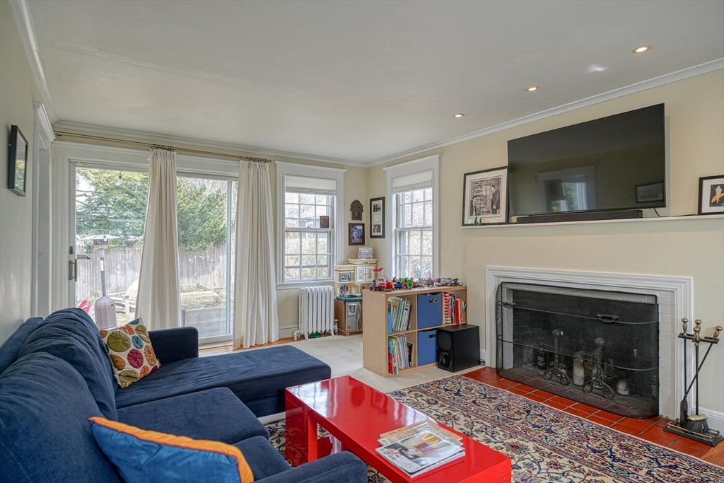 Fireplace, Interior, Living room, Recessed Lighting