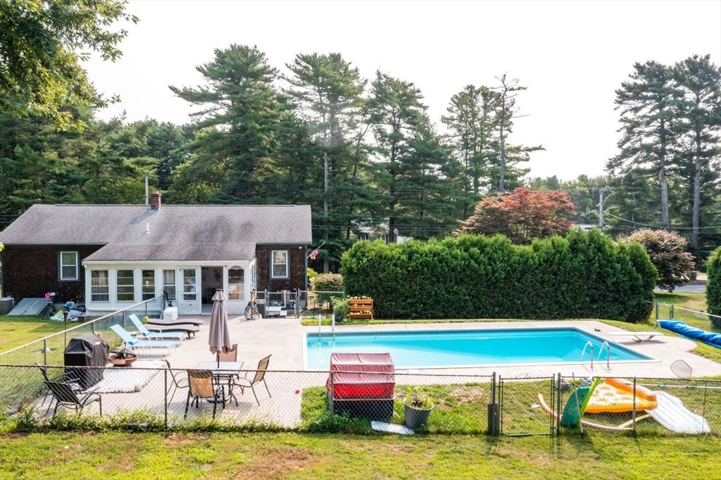 Backyard, Exterior, Pool