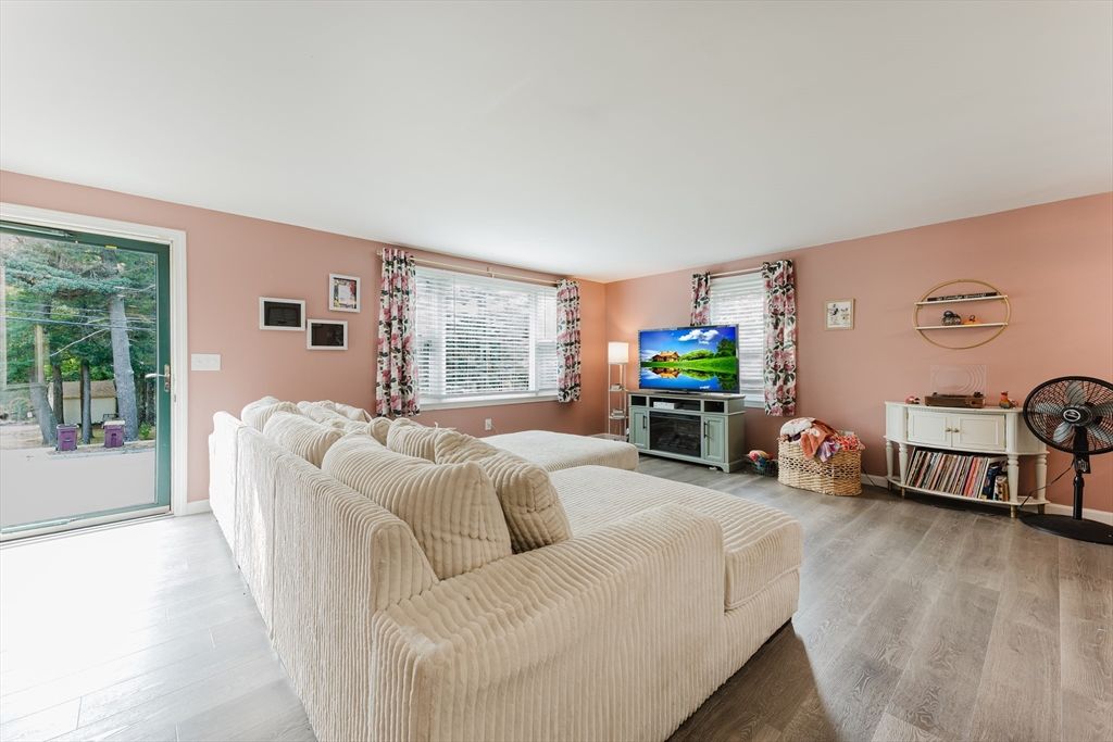 Interior, Living room, Wood Texture Flooring