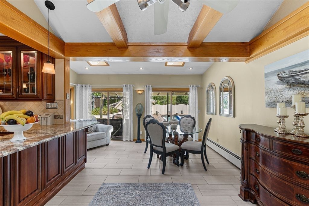 Dining room, Interior, Pendant Lights, Recessed Lighting, Wooden Beams