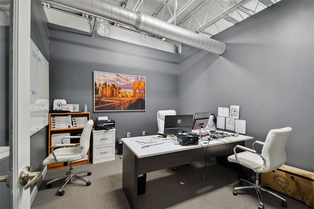 Home Office, Interior