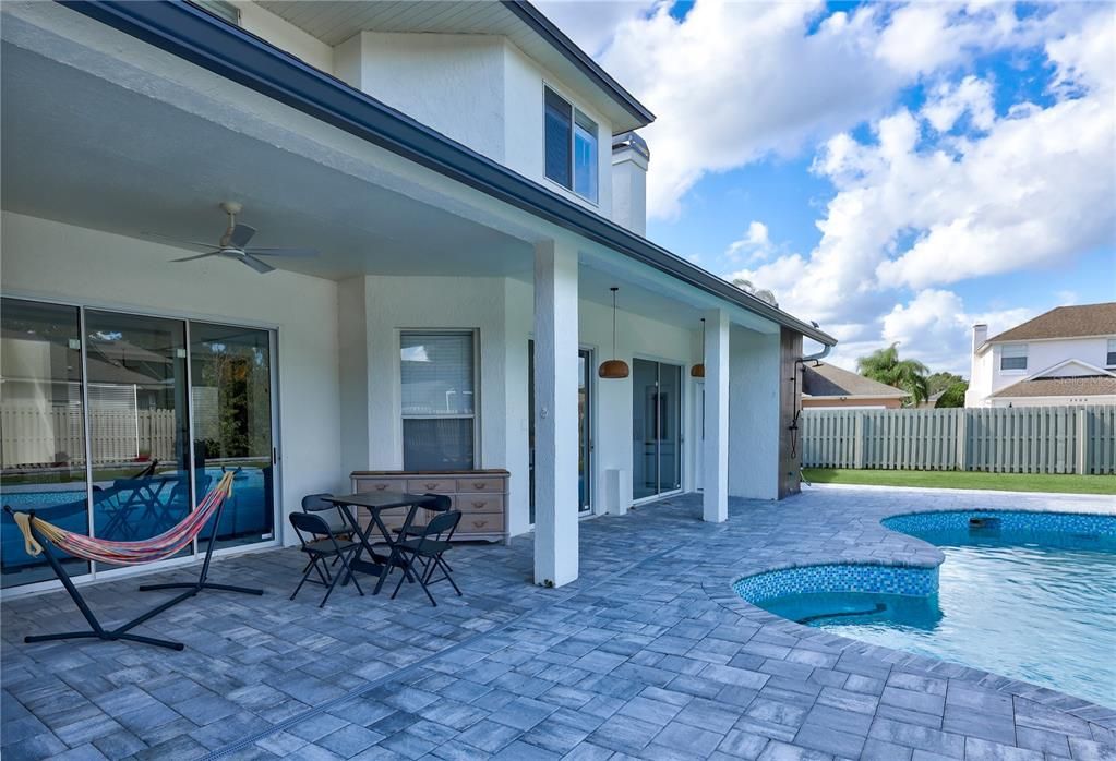 Exterior, Pool