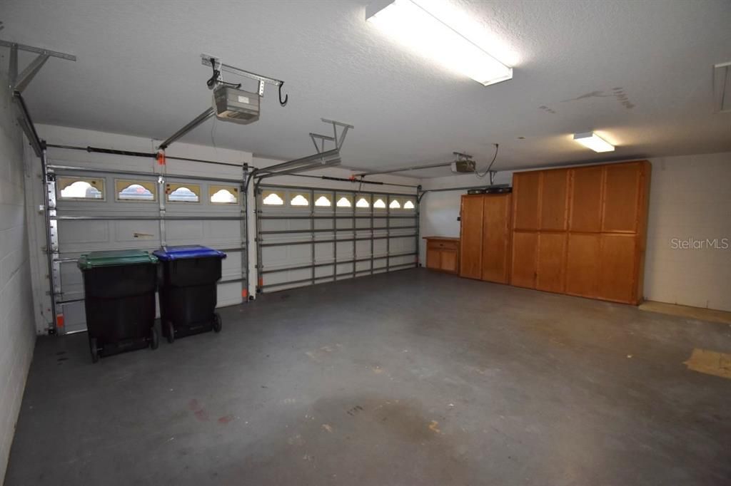 Garage, Interior