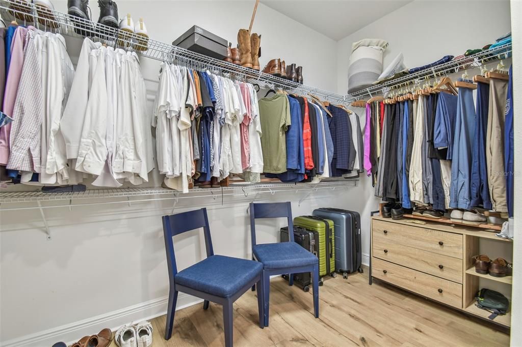 Interior, Walk-in Closets, Wood Texture Flooring