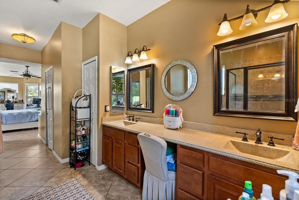 Bathroom, Bedroom, Dual Sink Vanities, Interior