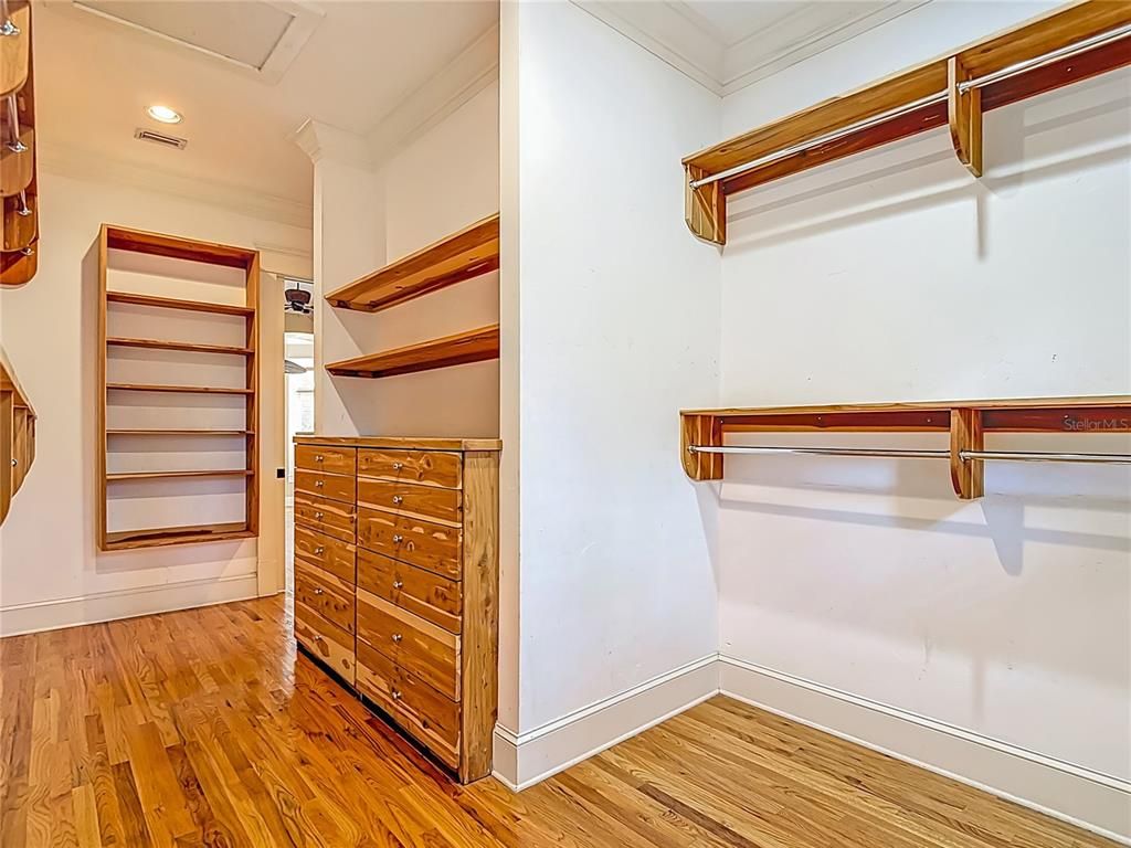 Interior, Recessed Lighting, Walk-in Closets, Wood Texture Flooring