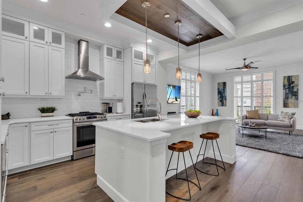 Interior, Kitchen, Living room, Pendant Lights, Recessed Lighting, Stainless Steel Appliances, Wood Texture Flooring