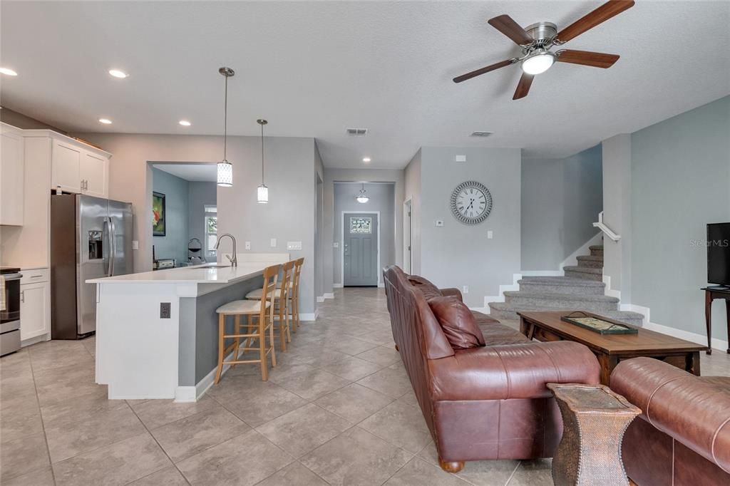 Interior, Kitchen, Pendant Lights, Recessed Lighting, Stainless Steel Appliances