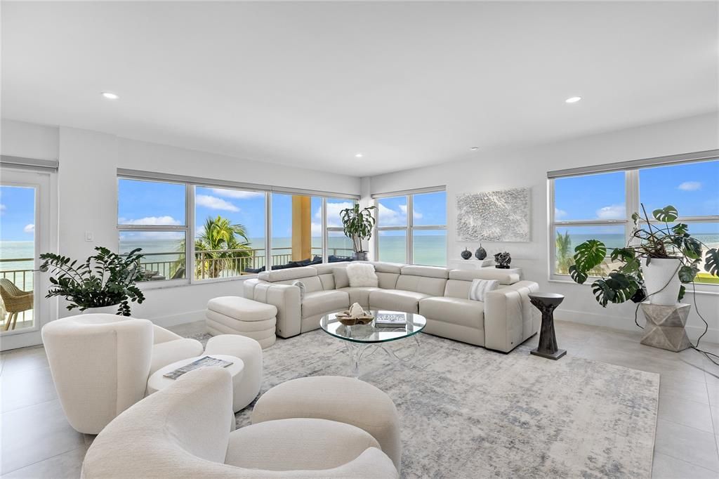 Interior, Living room, Recessed Lighting, Water