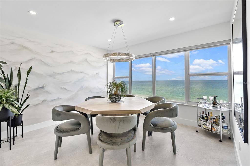 Dining room, Interior, Pendant Lights, Recessed Lighting, Water