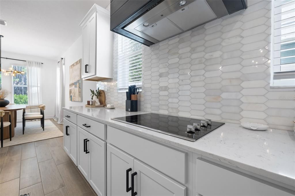 Dining room, Interior, Kitchen, Pendant Lights, Stainless Steel Appliances, Wood Texture Flooring