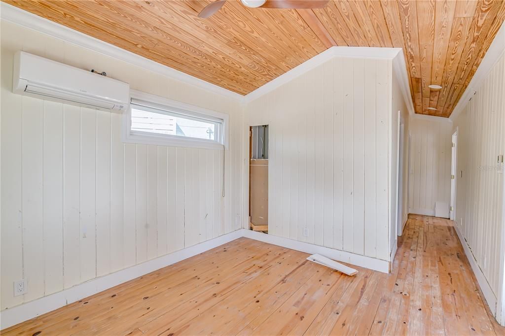 Empty room, Interior, Wooden Ceilings, Wood Texture Flooring
