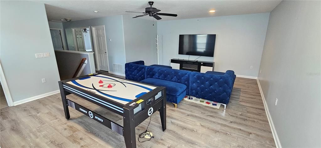 Game Room, Interior, Living room, Recessed Lighting, Wood Texture Flooring