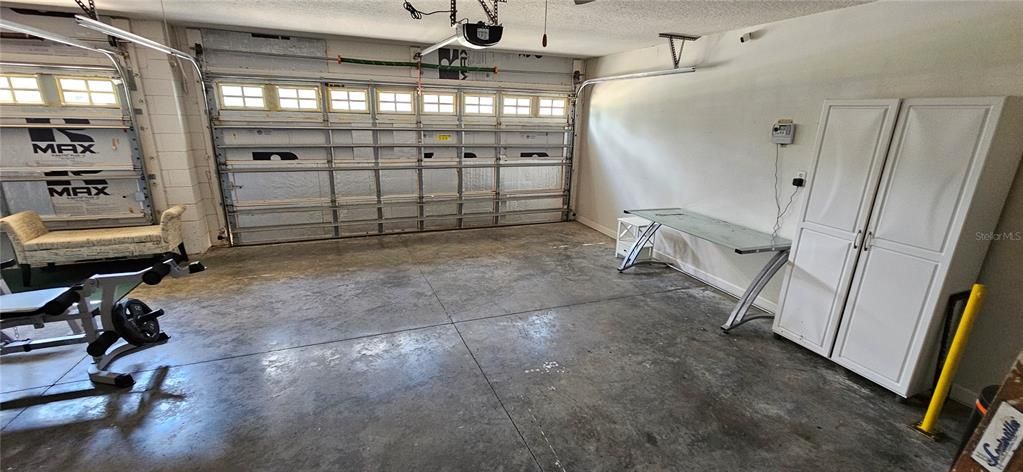 Garage, Interior