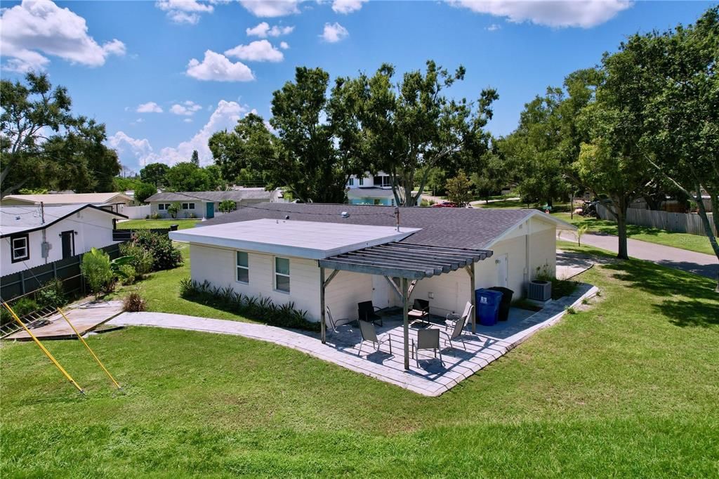 Backyard, Exterior