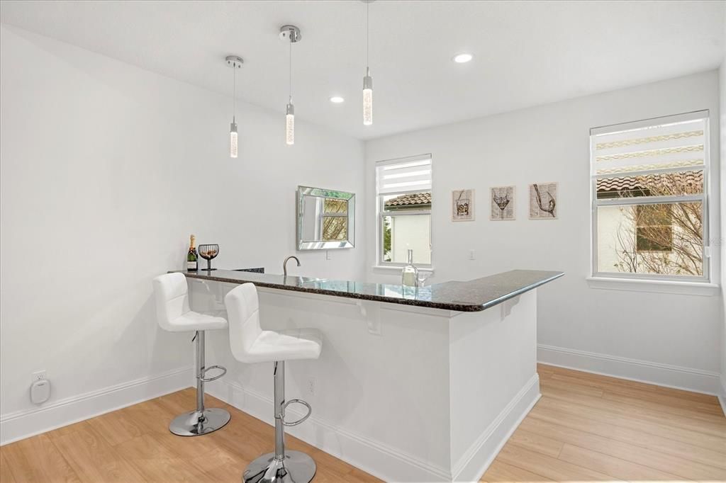 Interior, Pendant Lights, Recessed Lighting, Wood Texture Flooring