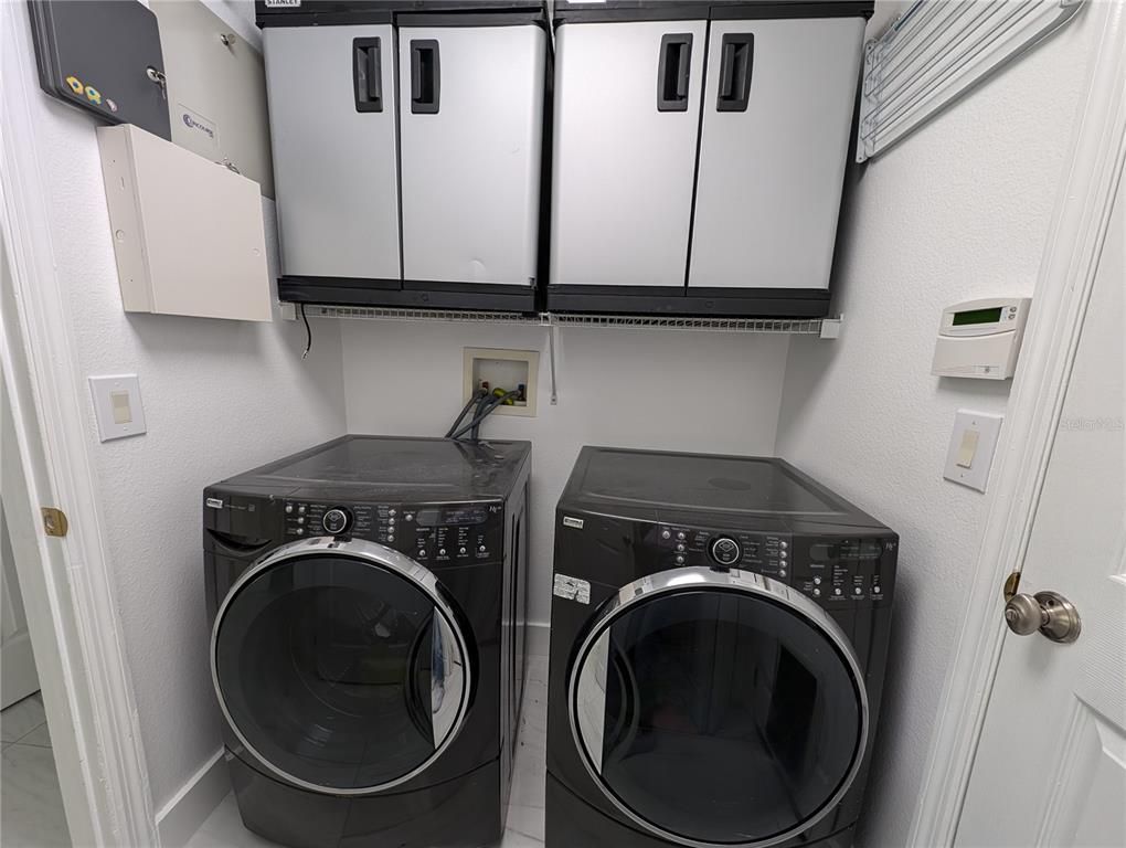 Interior, Washer