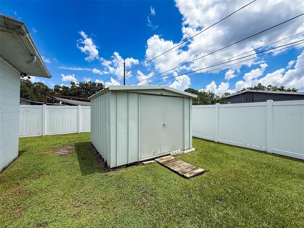 Backyard, Exterior