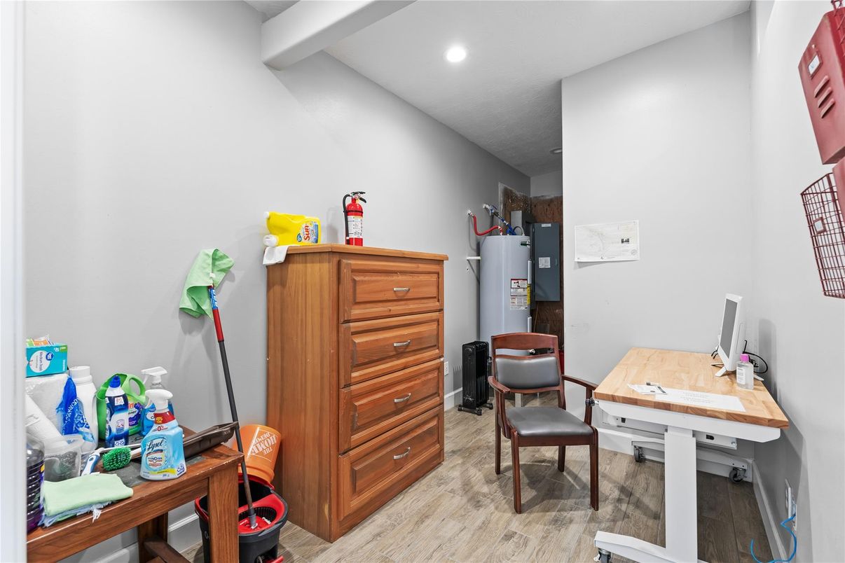 Interior, Recessed Lighting