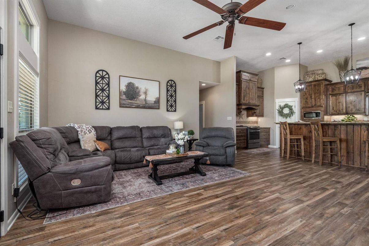 Interior, Kitchen, Living room, Pendant Lights, Recessed Lighting, Wood Texture Flooring