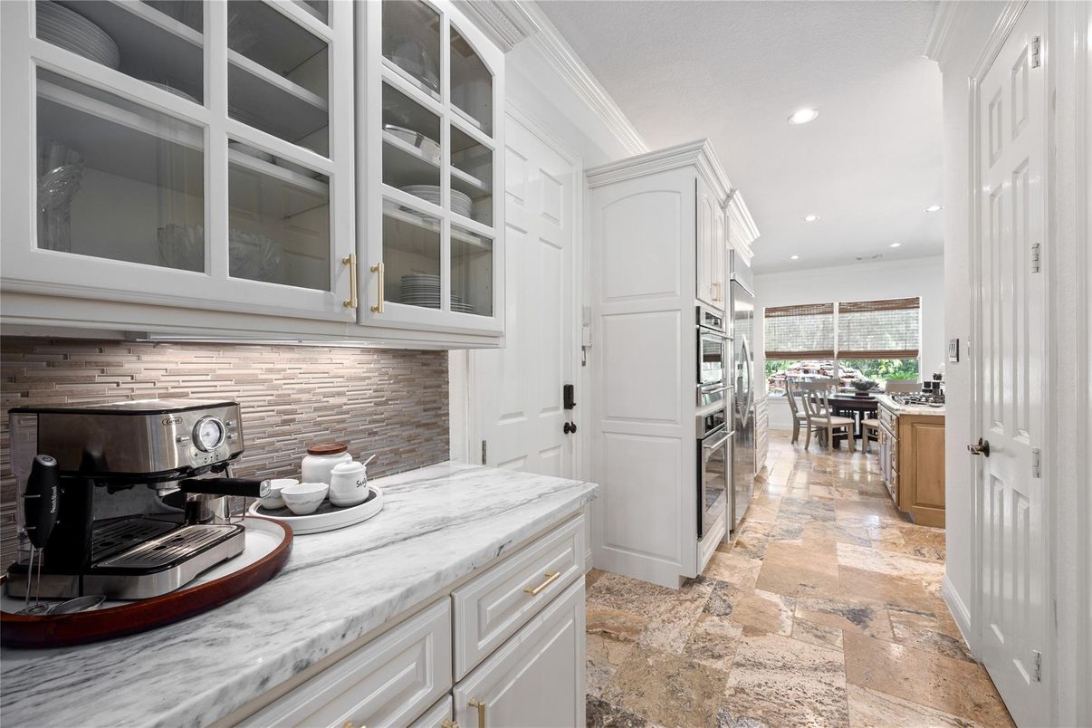 Dining room, Interior, Kitchen, Recessed Lighting, Stone Walls