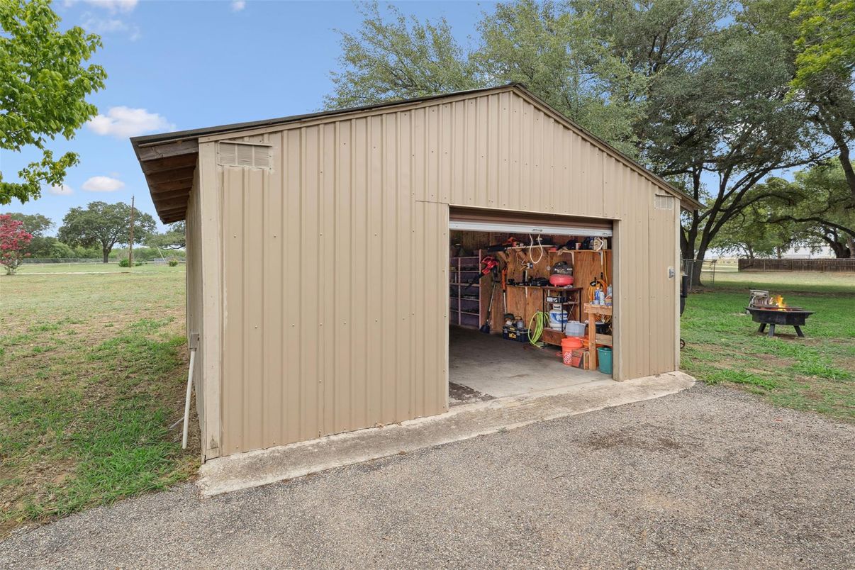 Backyard, Detached Garage, Exterior