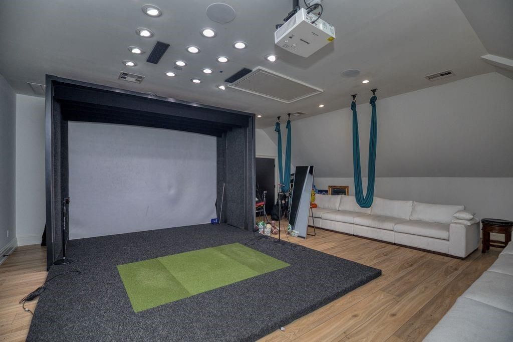 Interior, Projection Screen, Recessed Lighting, Theatre Room, Wood Texture Flooring