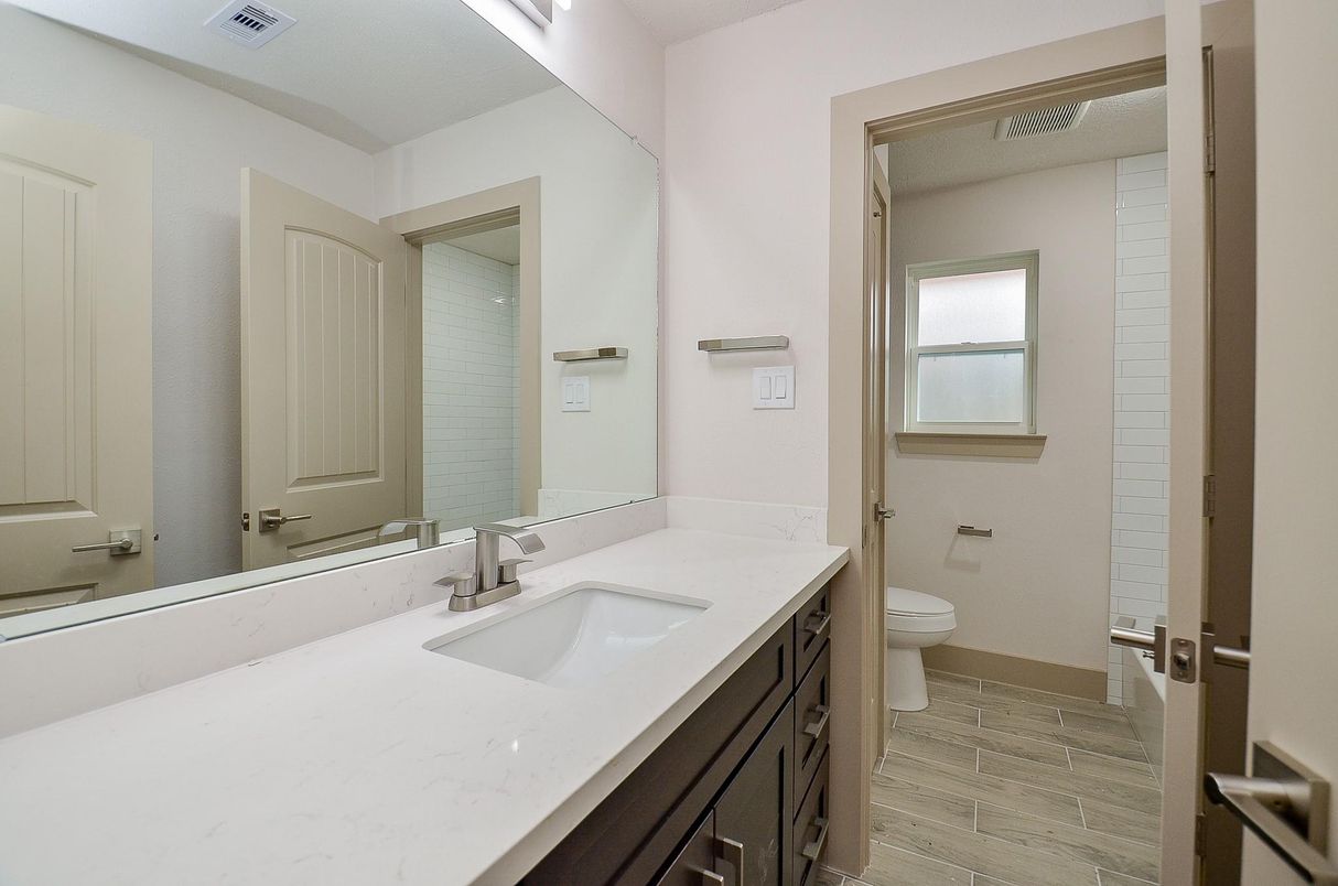 Bathroom, Dual Sink Vanities, Interior, Wood Texture Flooring