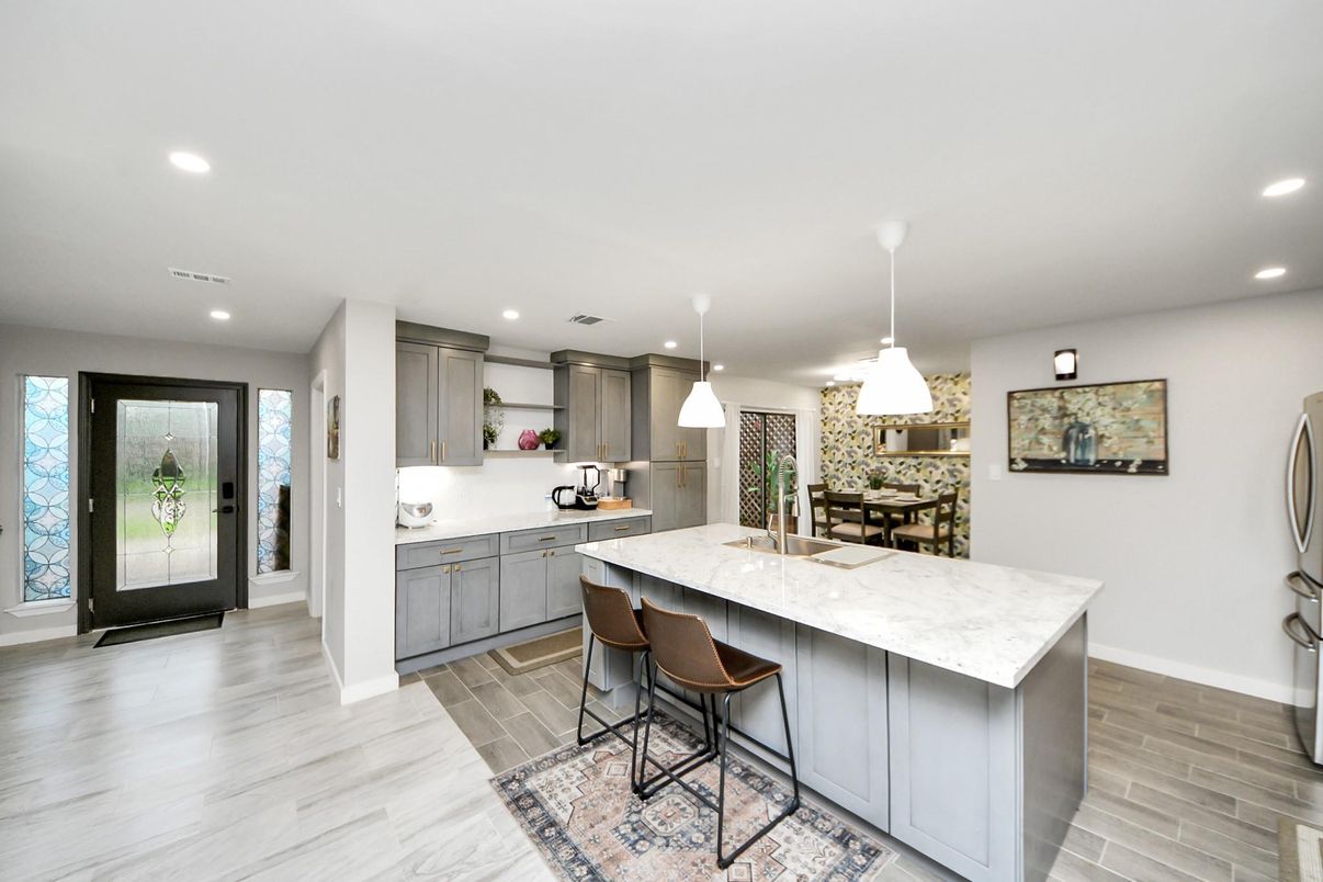 Interior, Kitchen, Pendant Lights, Recessed Lighting, Wood Texture Flooring
