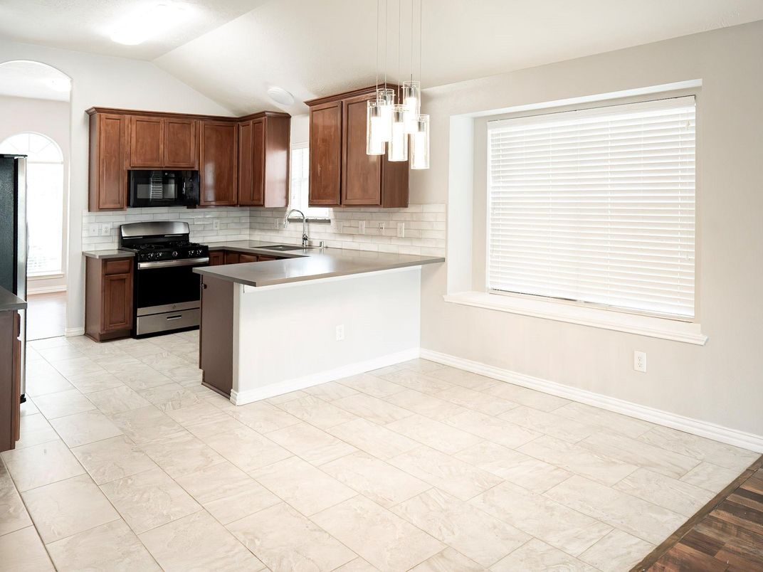 Interior, Kitchen, Pendant Lights
