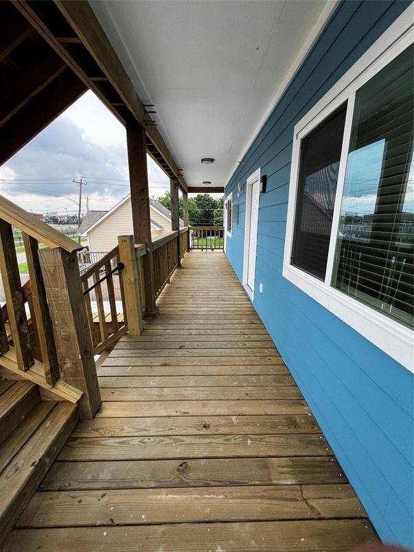 Exterior, Wood Texture Flooring
