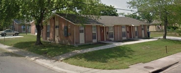Exterior, Facade, None