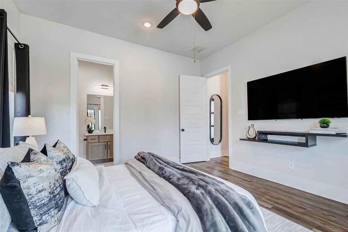 Bedroom, Interior, Recessed Lighting, Wood Texture Flooring