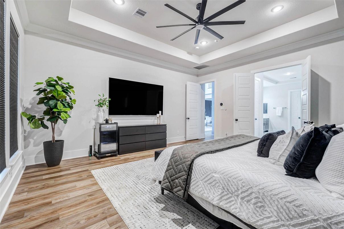 Bedroom, Interior, Recessed Lighting, Wood Texture Flooring