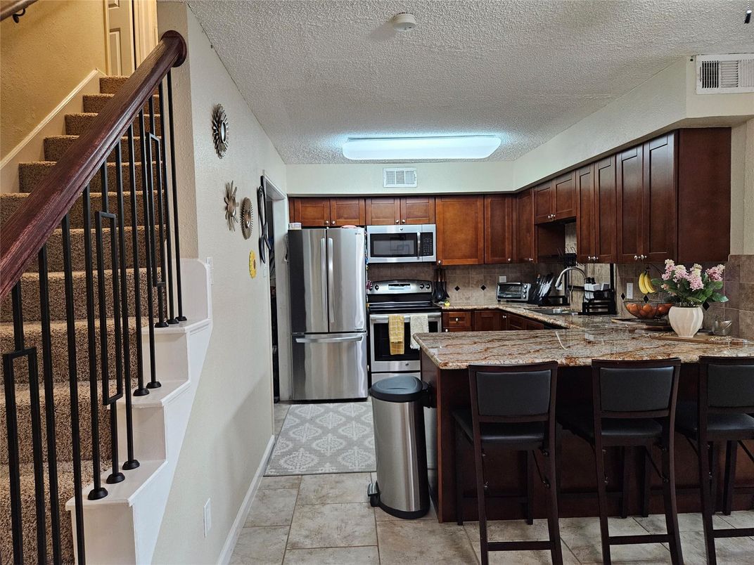 Interior, Kitchen, Stainless Steel Appliances
