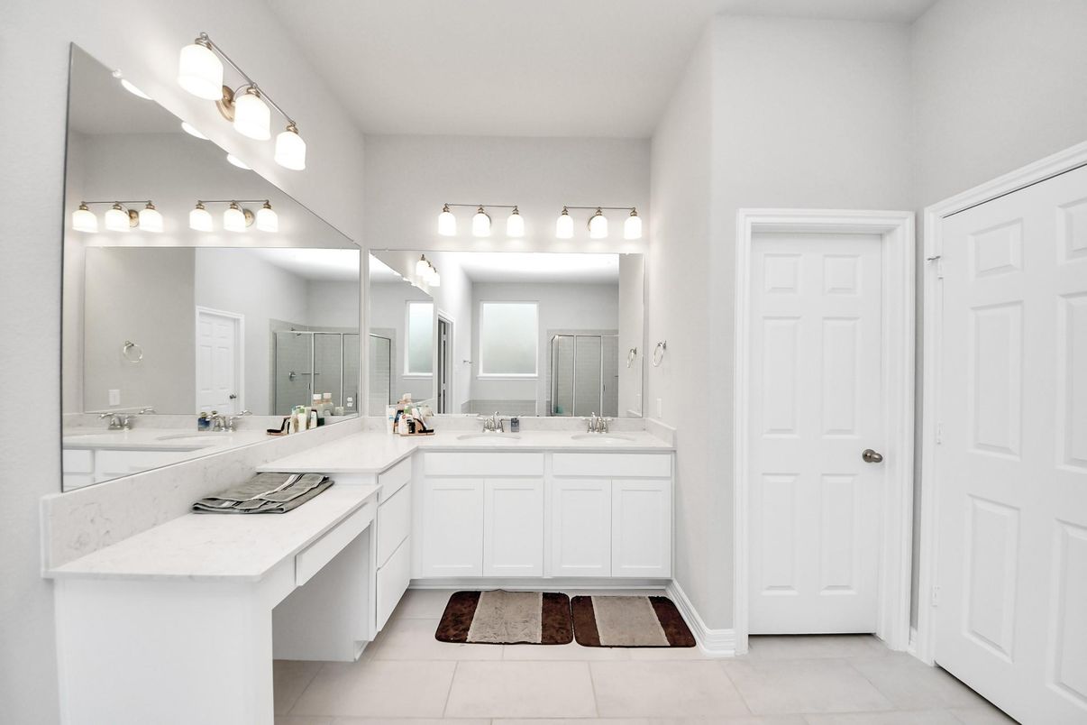 Bathroom, Dual Sink Vanities, Interior