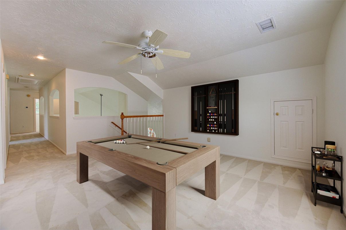 Billiard Table, Game Room, Interior, Recessed Lighting