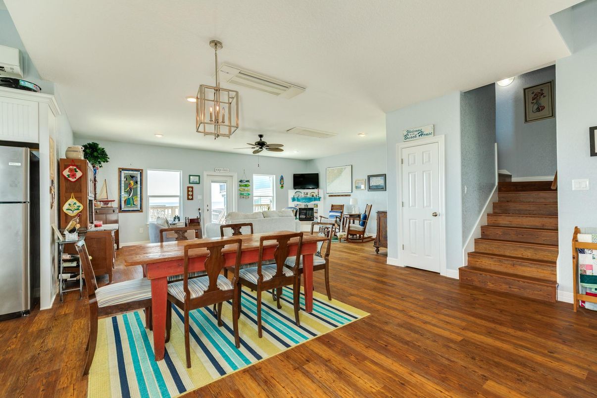 Dining room, Interior, Pendant Lights, Recessed Lighting, Wood Texture Flooring