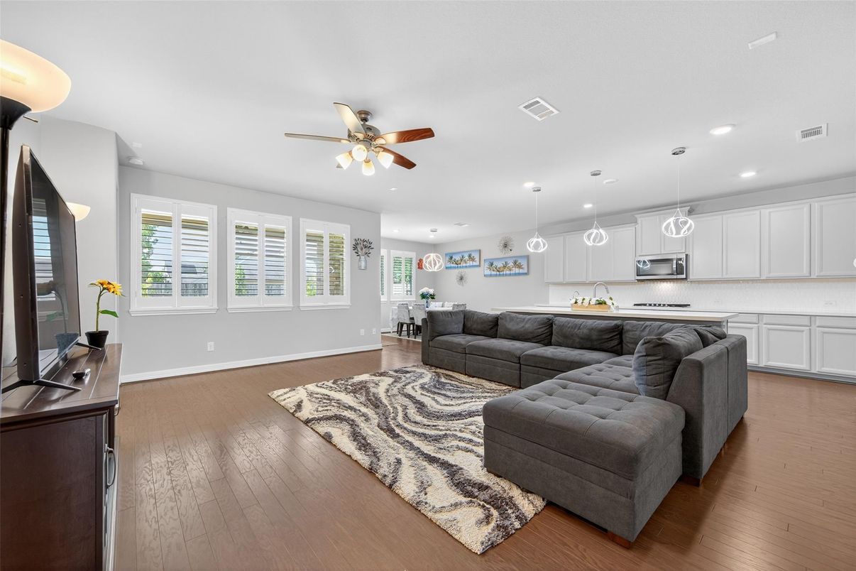Interior, Kitchen, Living room, Pendant Lights, Recessed Lighting, Stainless Steel Appliances, Wood Texture Flooring